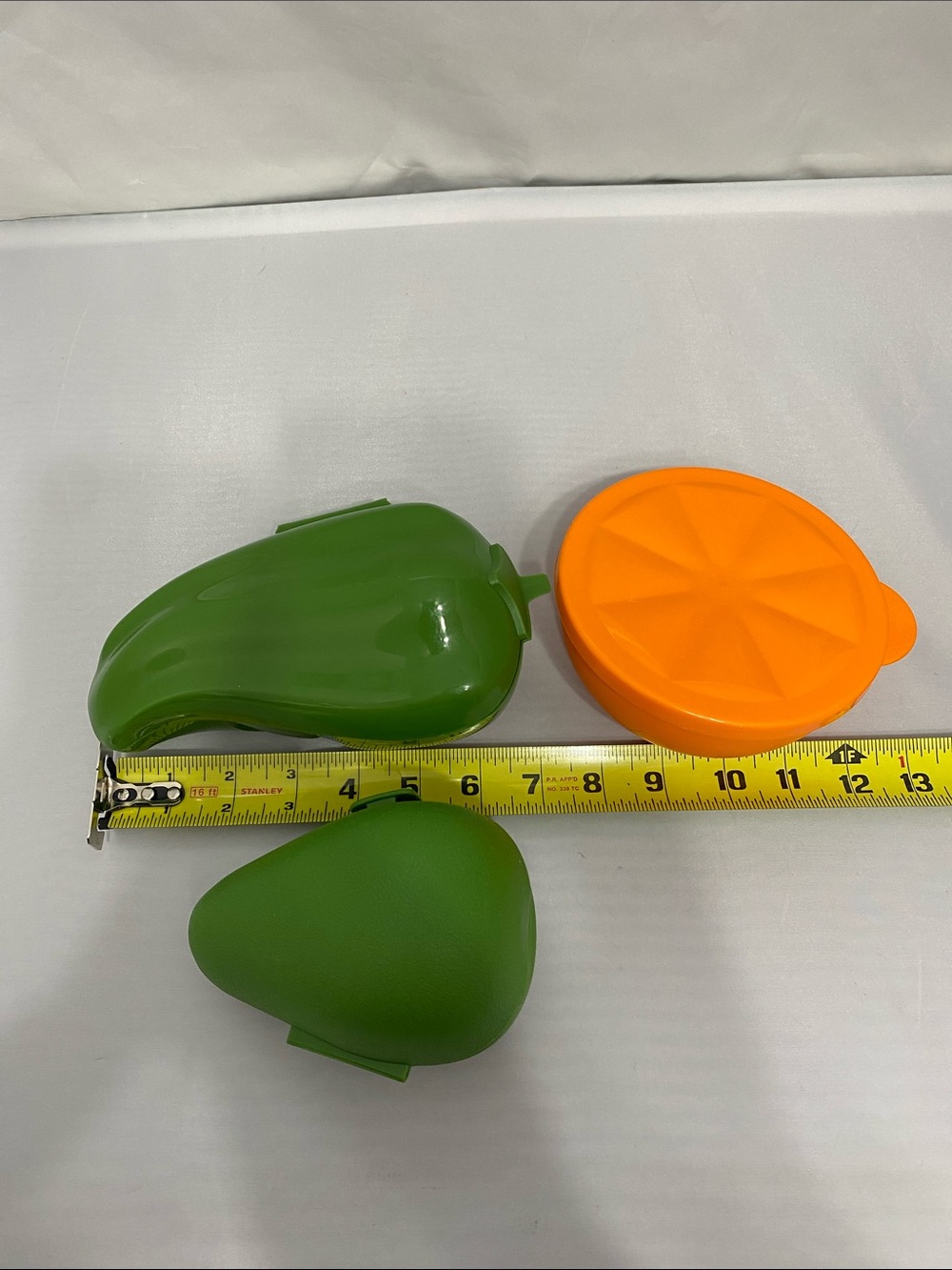 Tupperware Produce/Snack Container - Picture 16 of 16